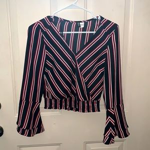 NWOT! 🔴Cute Black, red and white stripped shirt⚫️